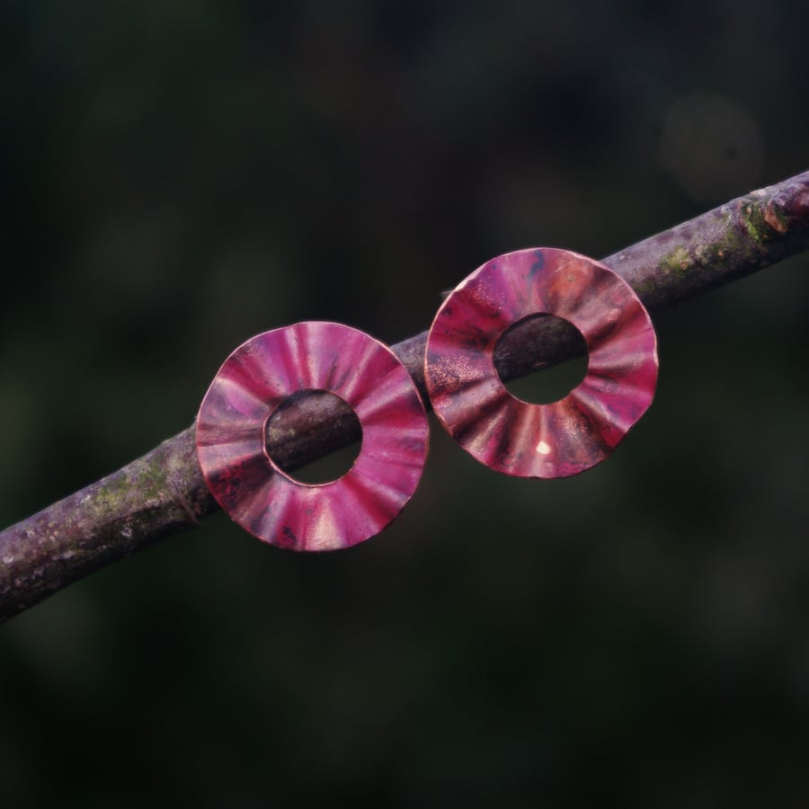 Red Copper Ripple Circle Stud Earrings 