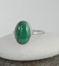 Green stripy malachite and sterling silver ring - Image 4