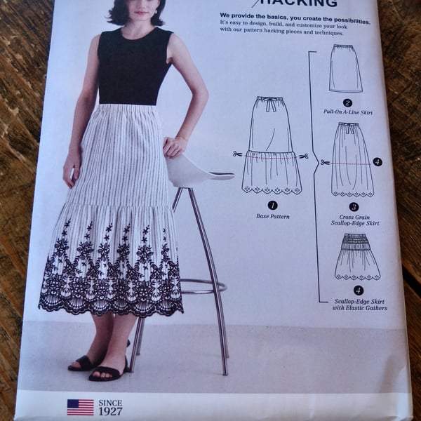 K8929 - Simplicity Pattern Hacking Skirt Pattern XXS - XXL