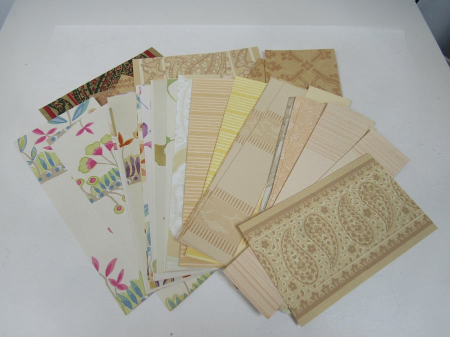 Mixed Small Sanderson Designs White Cream Wallpaper Craft Pack