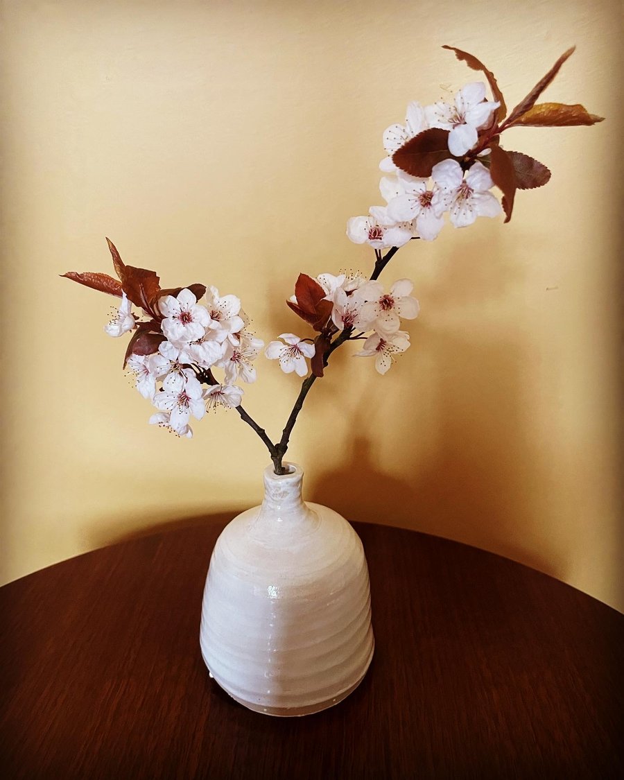 Single bud vase
