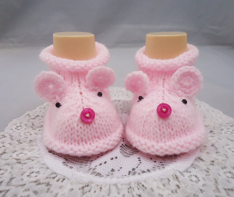 Mouse Booties, Cute Mouse Booties in Pink, Hand Knit Baby Booties