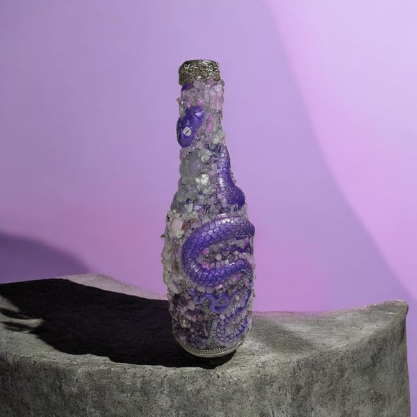 The Serpent's Veil — Amethyst, Lepidolite & Quartz Oracle Bottle Large
