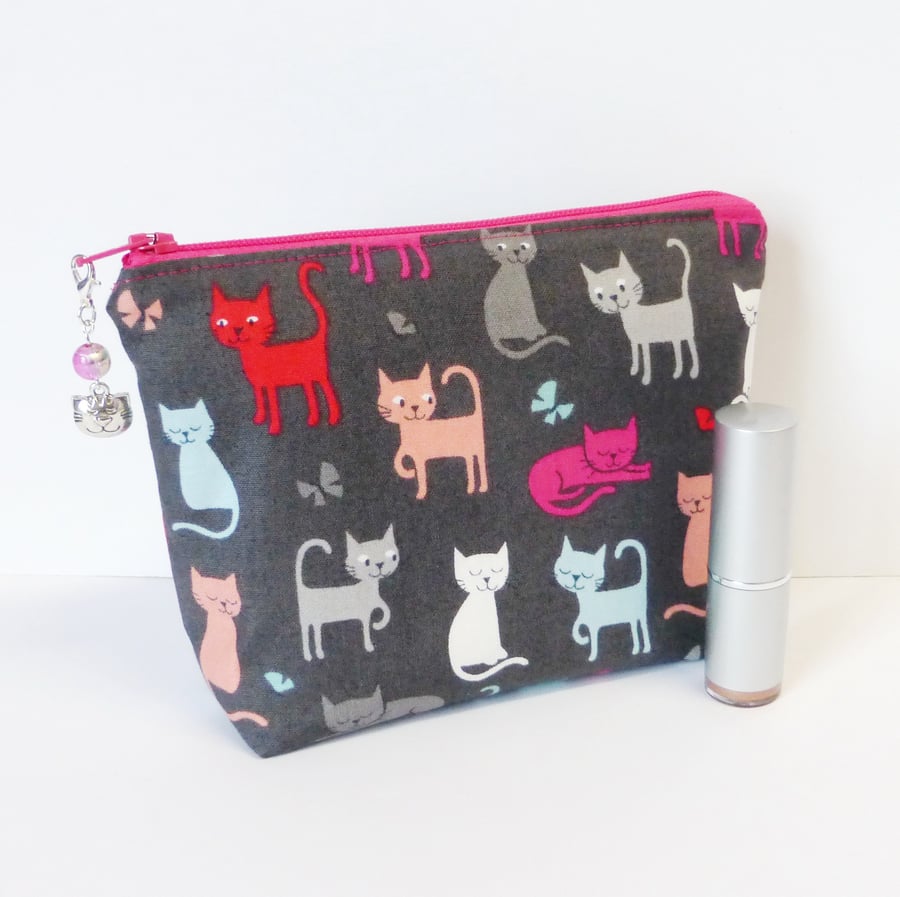 Make up bag, cats