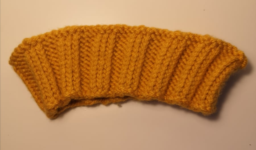 Handknitted thin mustard ribbed ear warmer