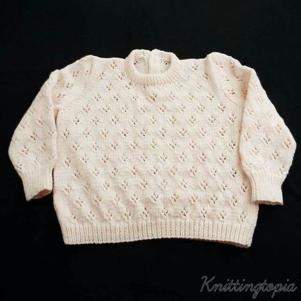 Girls jumper hand knitted in pale pink  30 inch chest  approx age 8 years