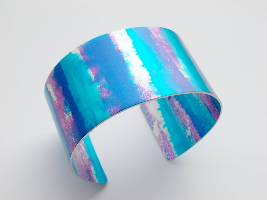 Aluminium cuff bangle in blue and pink