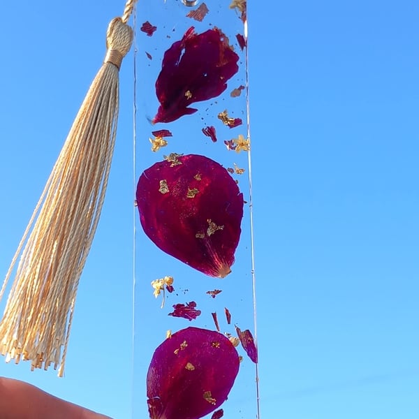Bookmark gift for her Dried Red rose petals,Elderflowers Gold leaf,Red rose gift