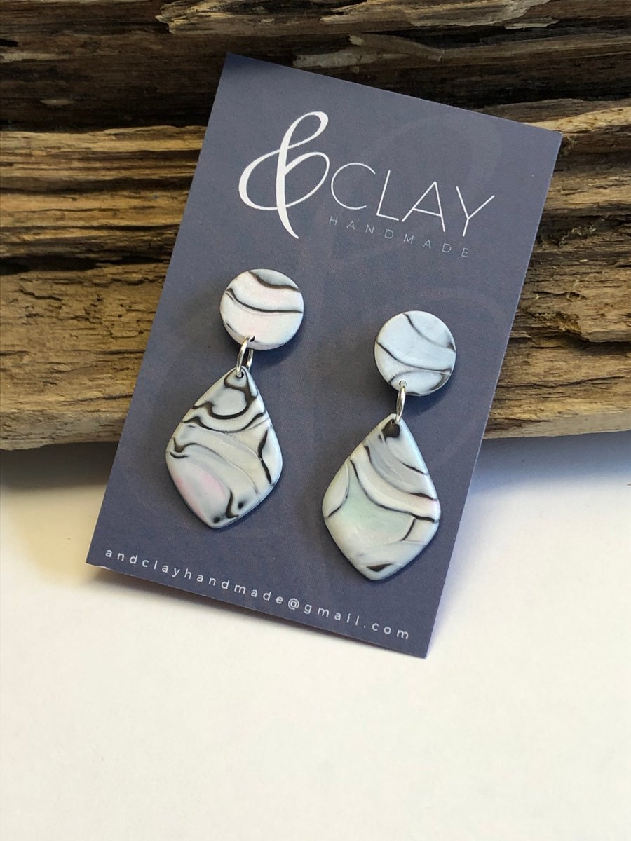 Mother of Pearl Effect Earrings