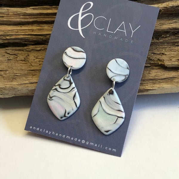 Mother of Pearl Effect Earrings