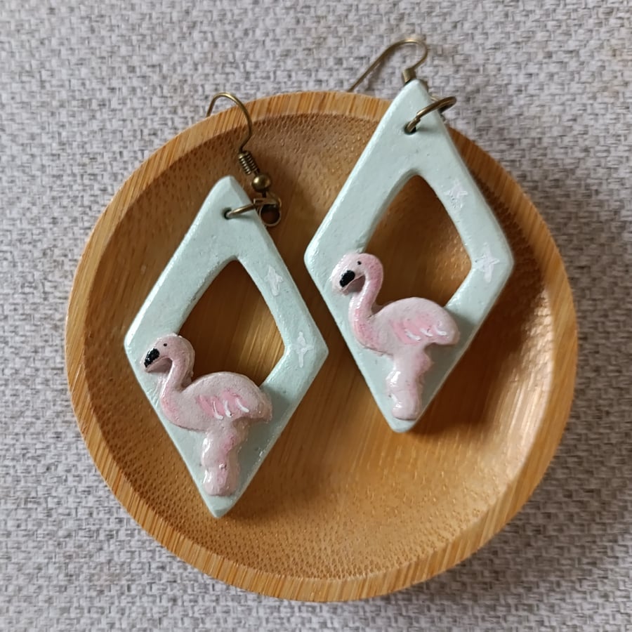 Atomic flamingo earrings 