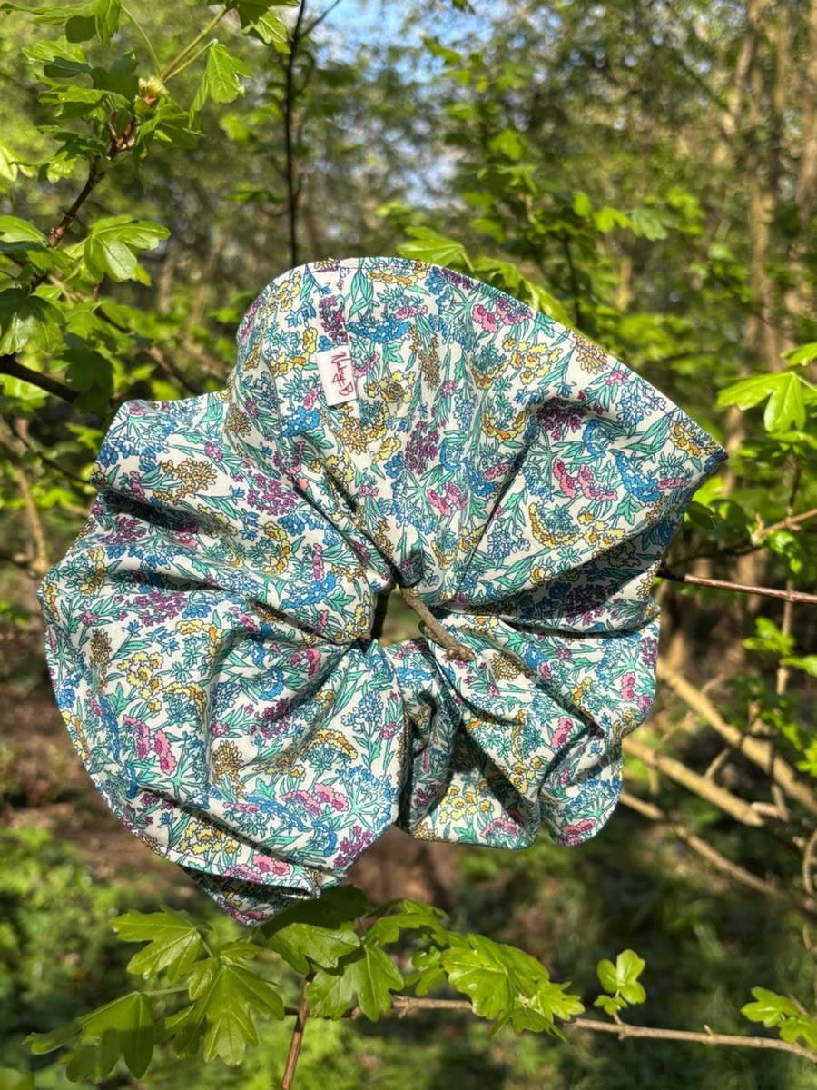 Floral cotton mega scrunchie! 
