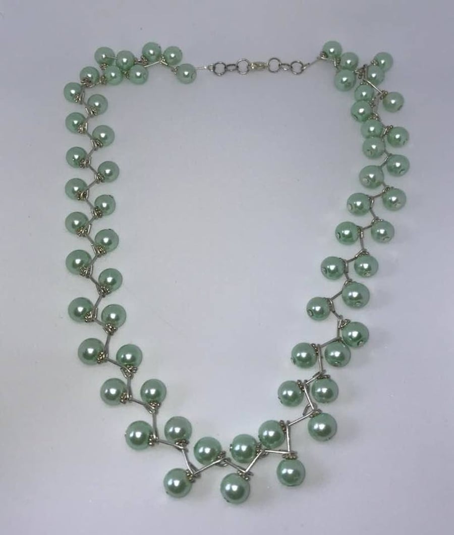 Diagonal Pearl Necklace