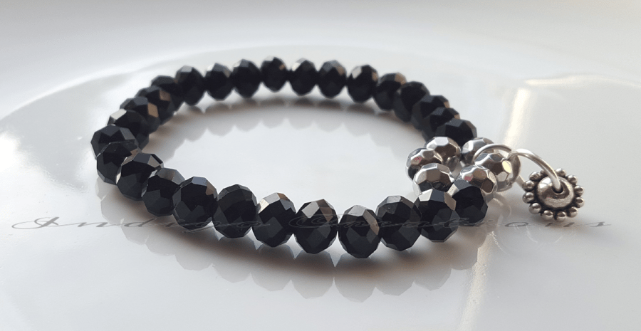  Bracelet Black And Silver Crystal Faceted Bead Elasticated Bracelet With Charm 