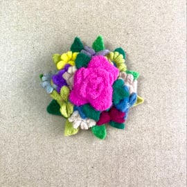 Vintage Multi Colour Handmade Felt Flower Design Brooch - Pre-owned - Vintage