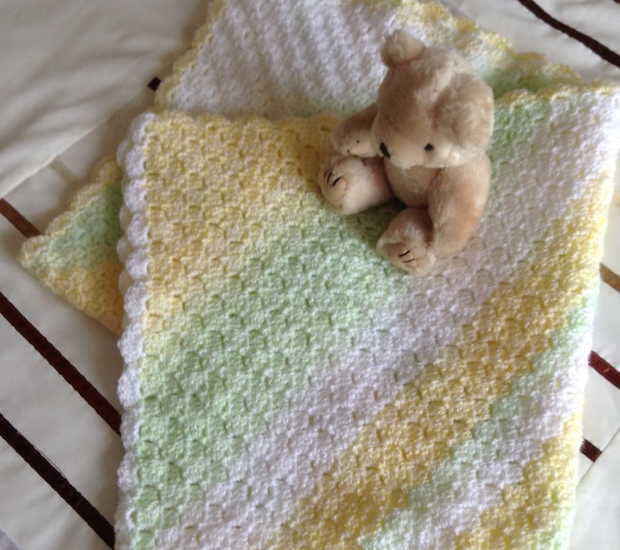 Crochet Baby Blanket in White,Lemon and Green.