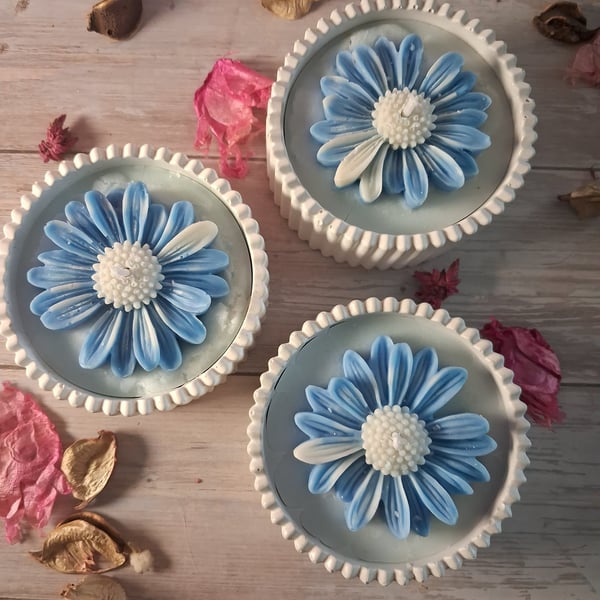 Scented Flower Candle