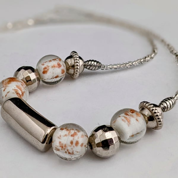 White lampwork and silver bead necklace - 1002454