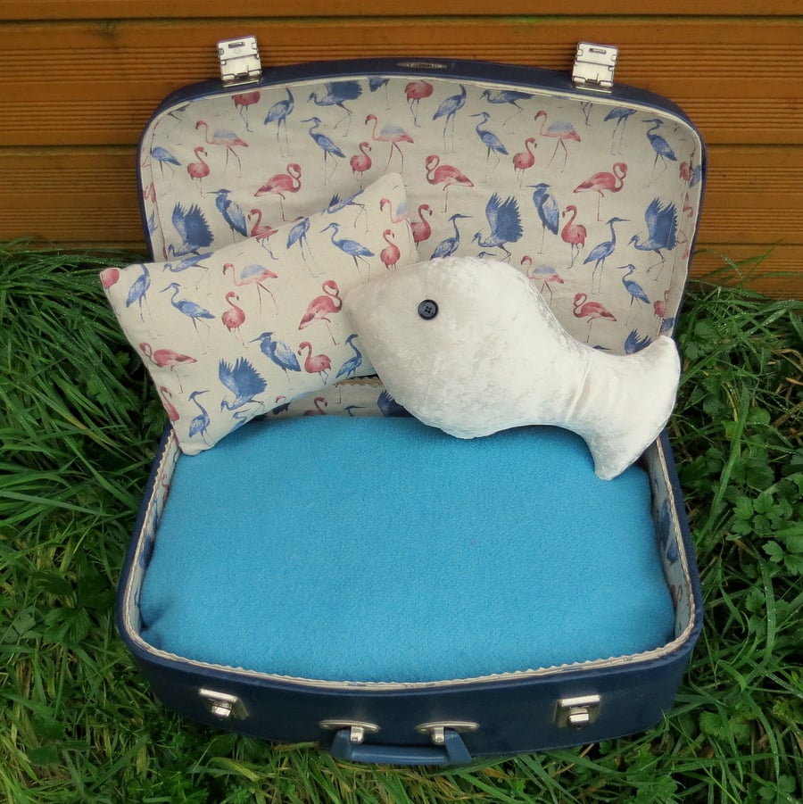 Cat bed.  An vintage suitcase bed with a flamingos design.  Dog bed.