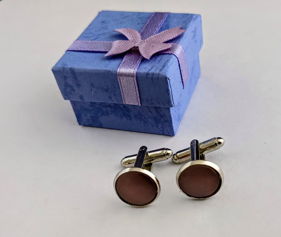 Mauve gemstone cufflinks