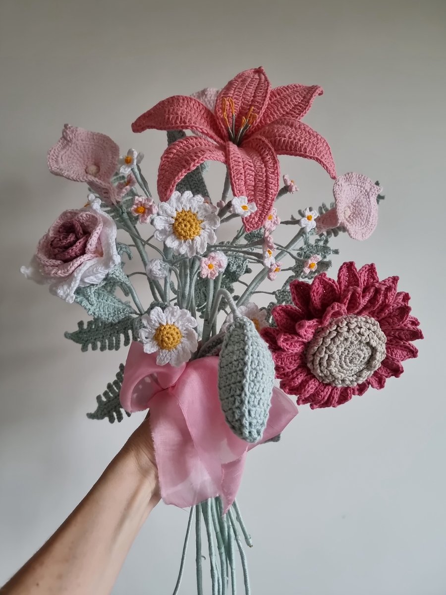 large bouquet of crochet flowers
