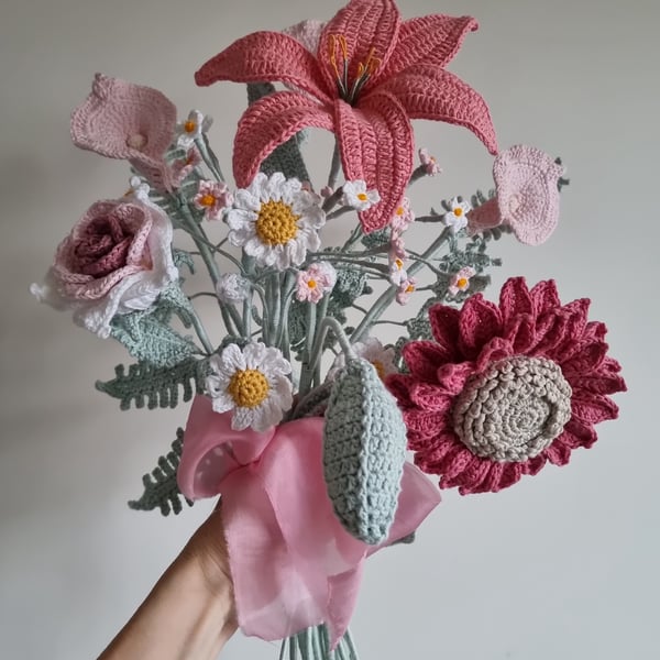 large bouquet of crochet flowers