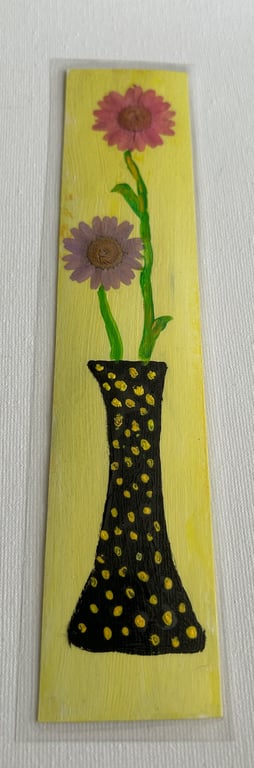 Hand painted bookmark. Floral design .original