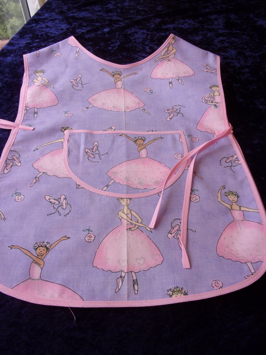 Childs Tabard Apron