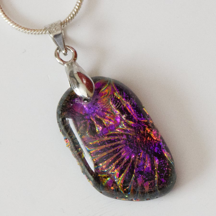  Red and Gold Dichroic Glass Pendant with 'Fireworks' - 1228
