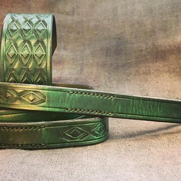 Hand embossed green leather collar and lead