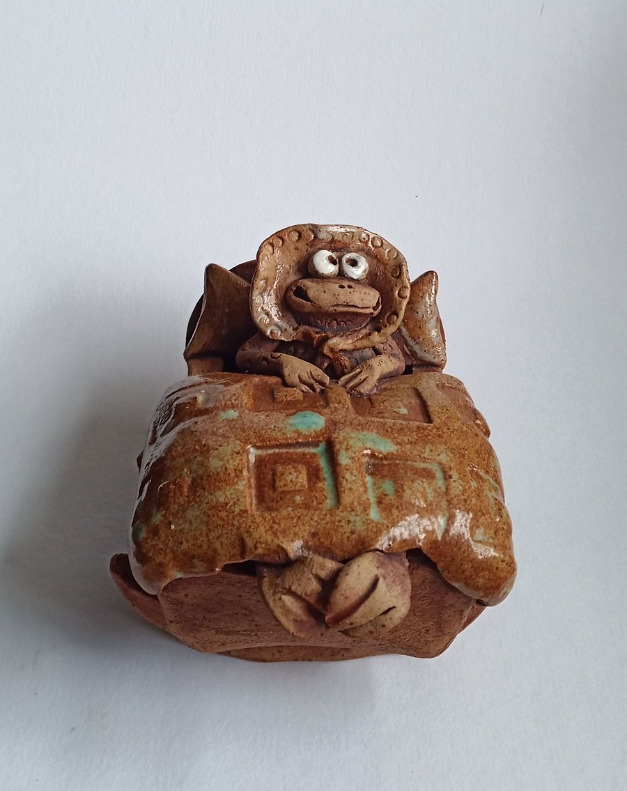 "Baby face" Ceramic Frog in Cradle Earthenware Pottery Ornament