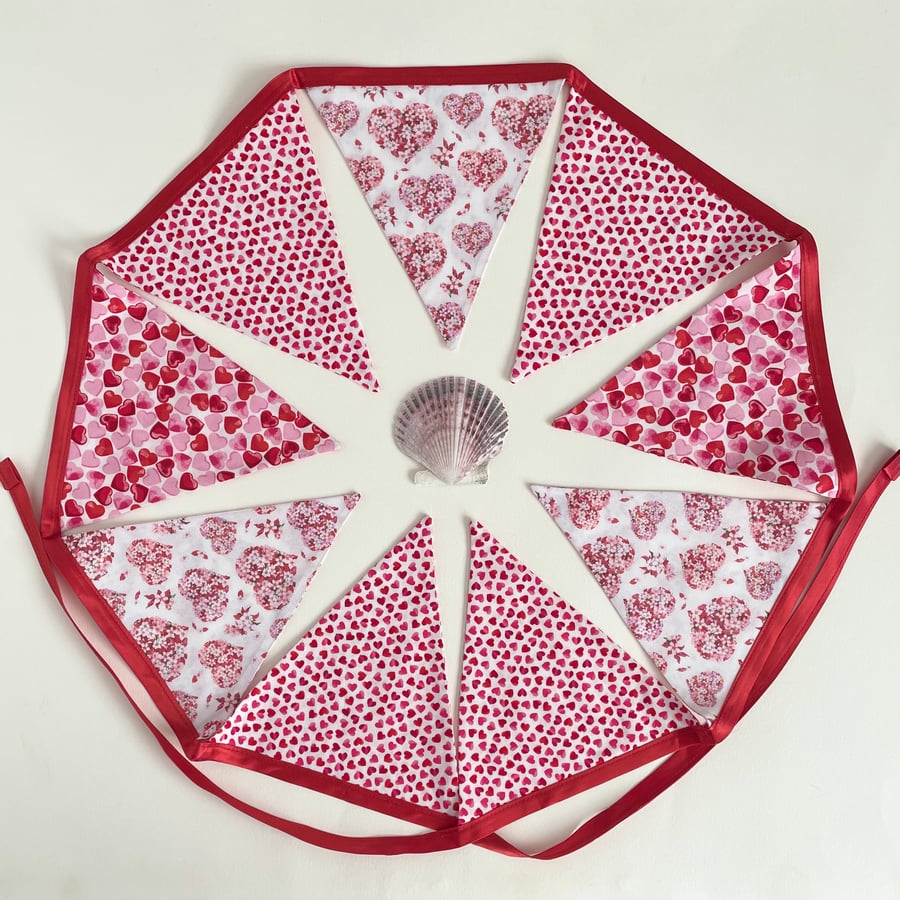 Large bunting with pink hearts - reversible