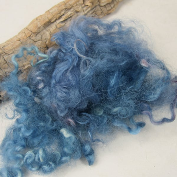 10g Naturally Dyed Indigo Blue Masham Felting Wool