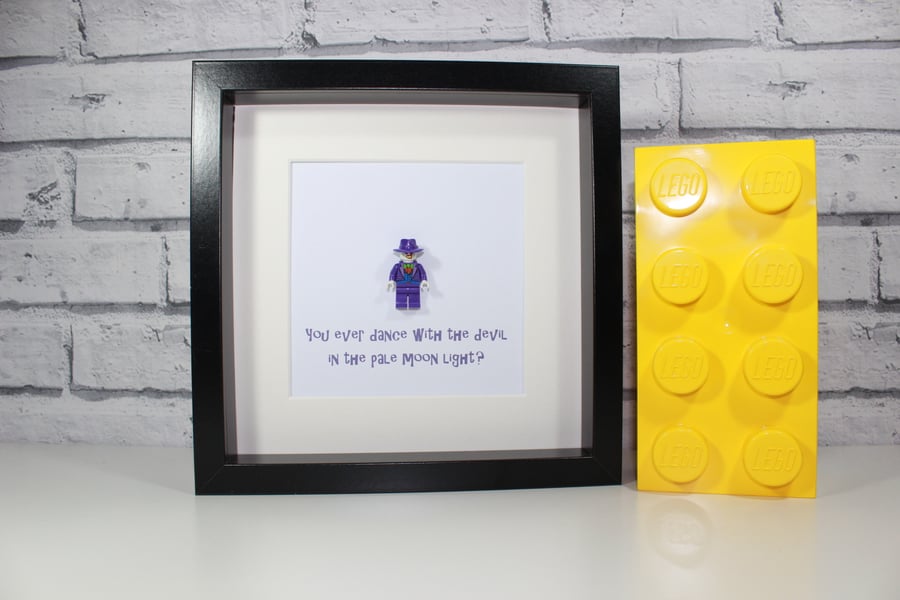 THE JOKER - BATMAN - EVER DANCE WITH THE DEVIL... - FRAMED MINIFIGURE
