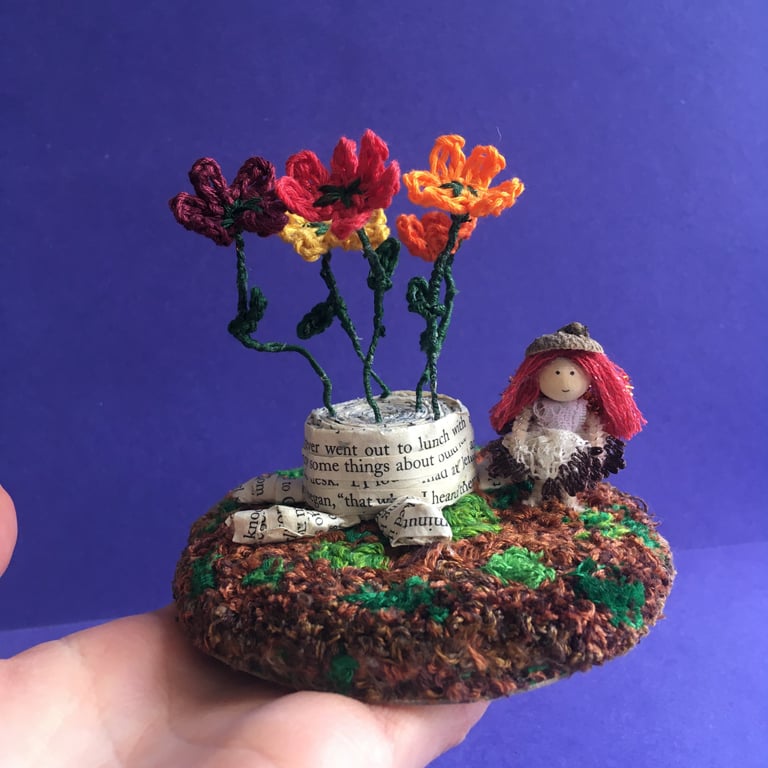 Extra Tiny Fairy Tree Stump And Flowers Little Scene, Fairy Core Home Decoration