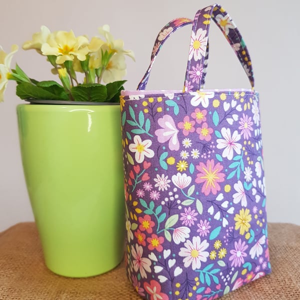 Mini Easter gift bag: mauve floral
