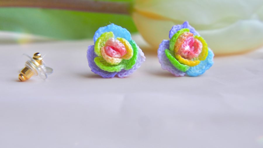 Microcrochet Rainbow Rose Stud Earrings 