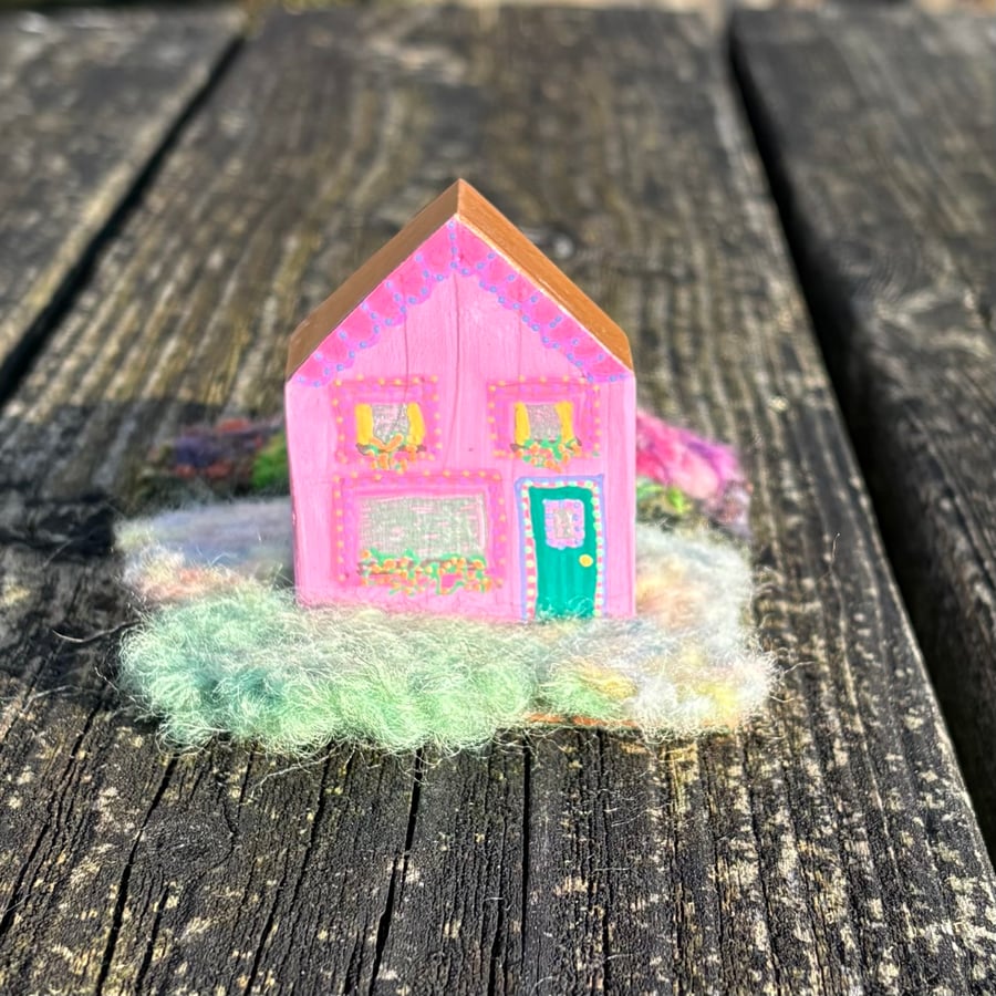 Little hand painted wooden house with a needle felted garden shelf ornament 