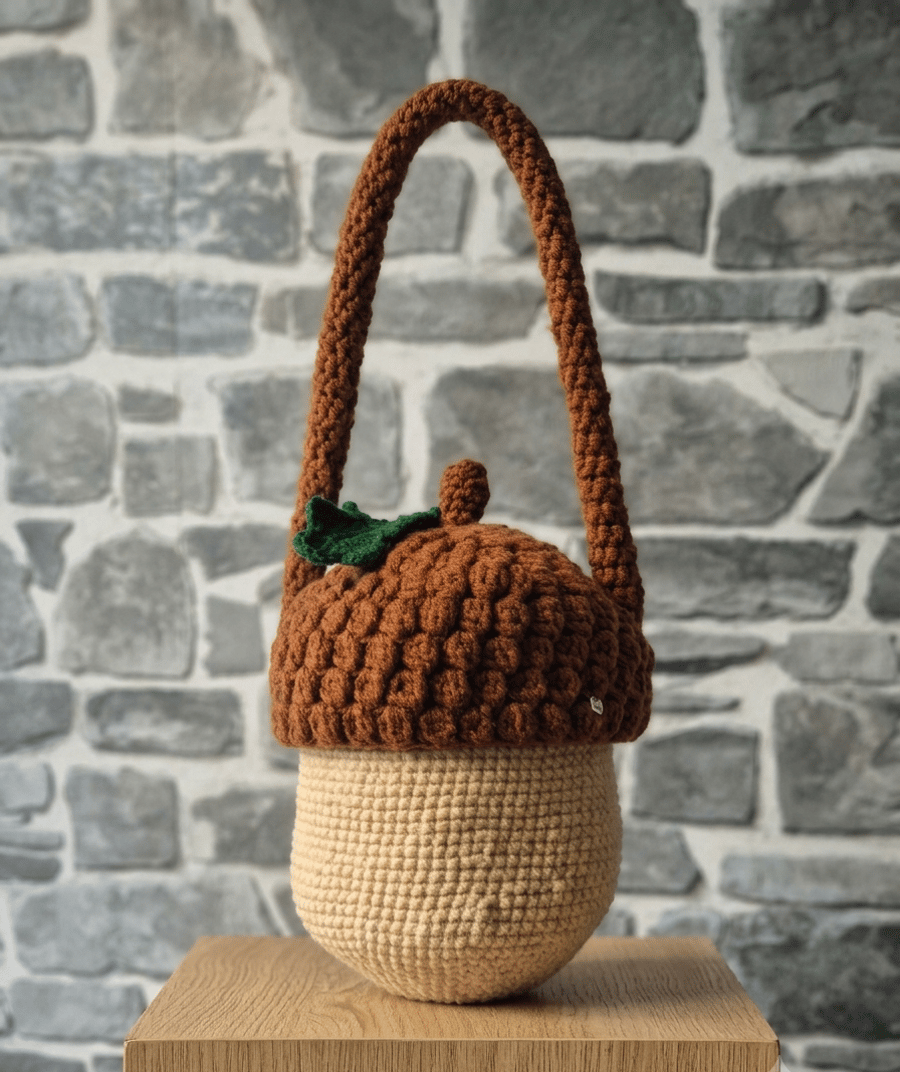 Crochet acorn bag, handmade with love. 