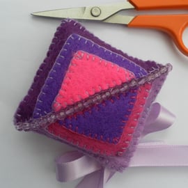 Scissor keeper, Purple and pink, beaded, felt pin cushion