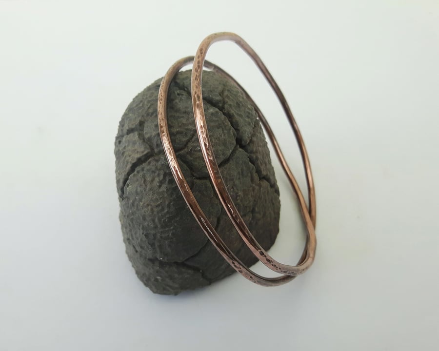 Hammered Copper Double Bangle with Crossover