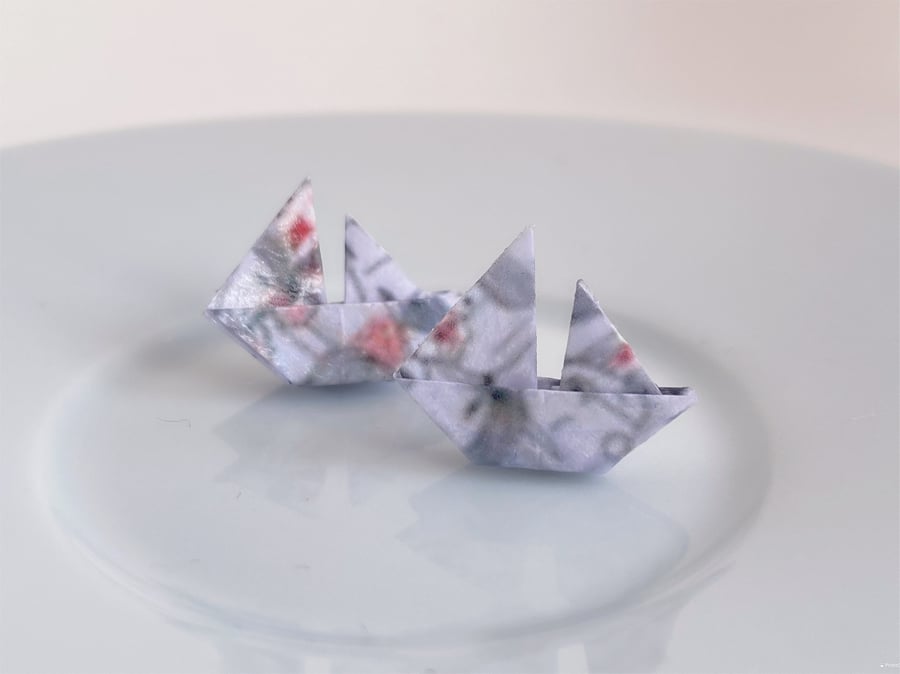 Paper Boat Earrings, Origami Boat Earrings, Paper Boat Earrings, Tiny Earrings