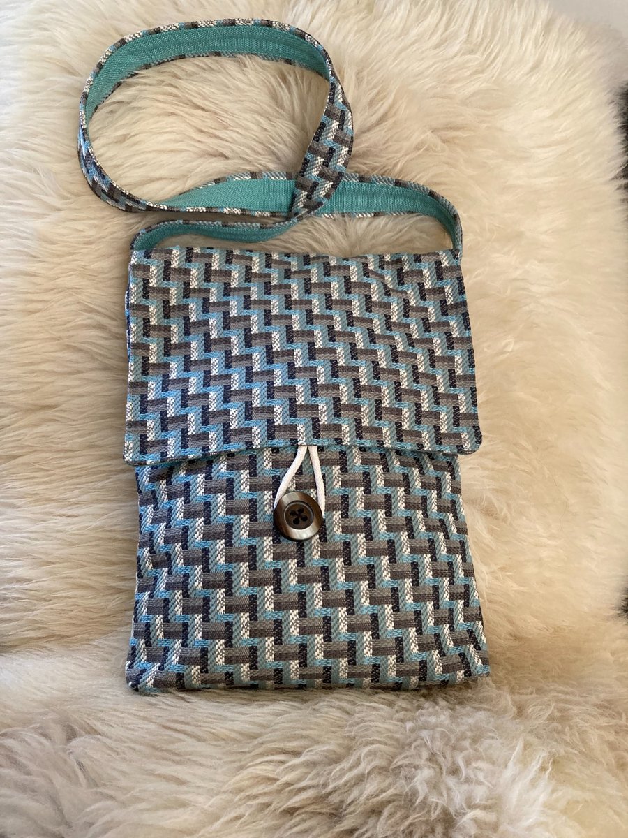 Textured herringbone "Elan" shoulder bag.