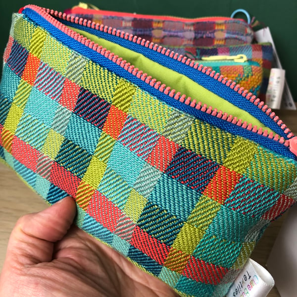 Handwoven fabric pouch