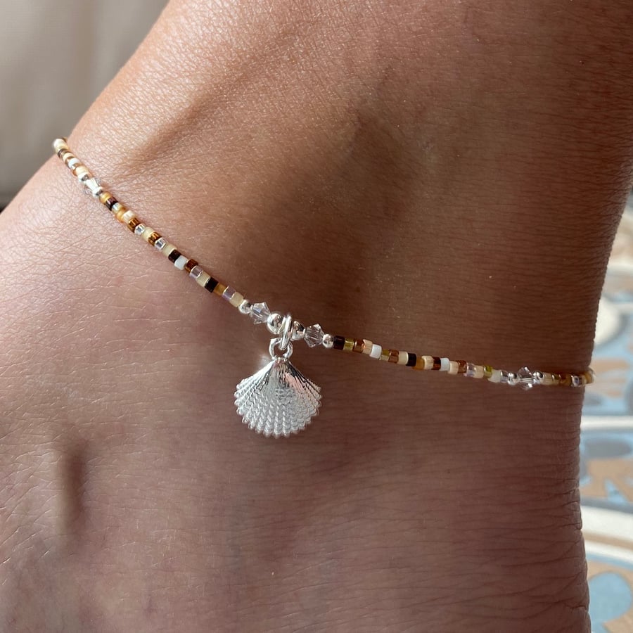 Sterling Silver Shell & Miyuki Beaded Anklet. Sterling Silver. Extension Chain. 