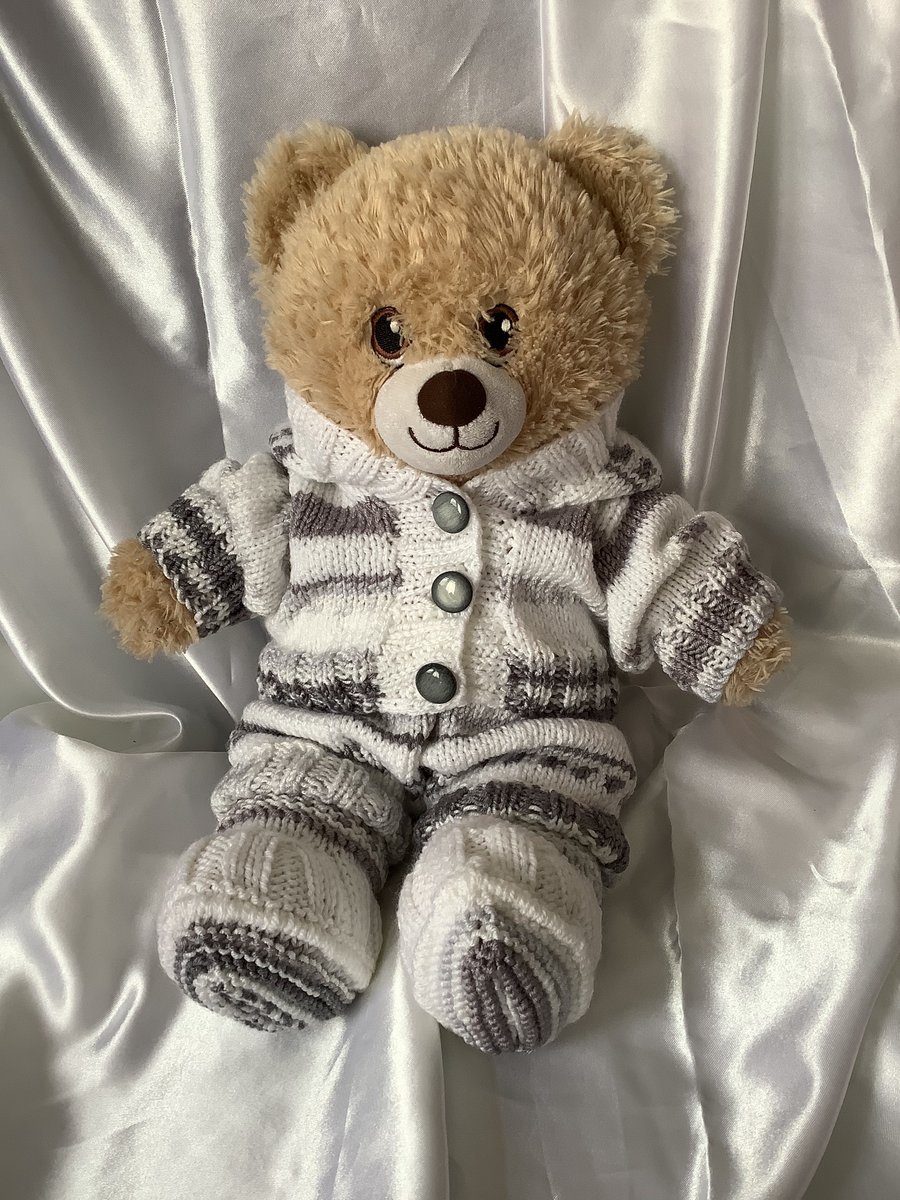 Hand knitted Teddy Bear clothes for a 16” Teddy Bear 