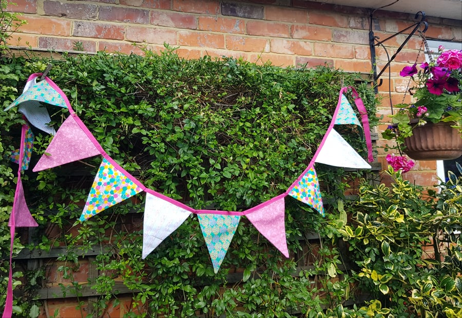 Cotton bunting in a bag: bright pink and turquoise 