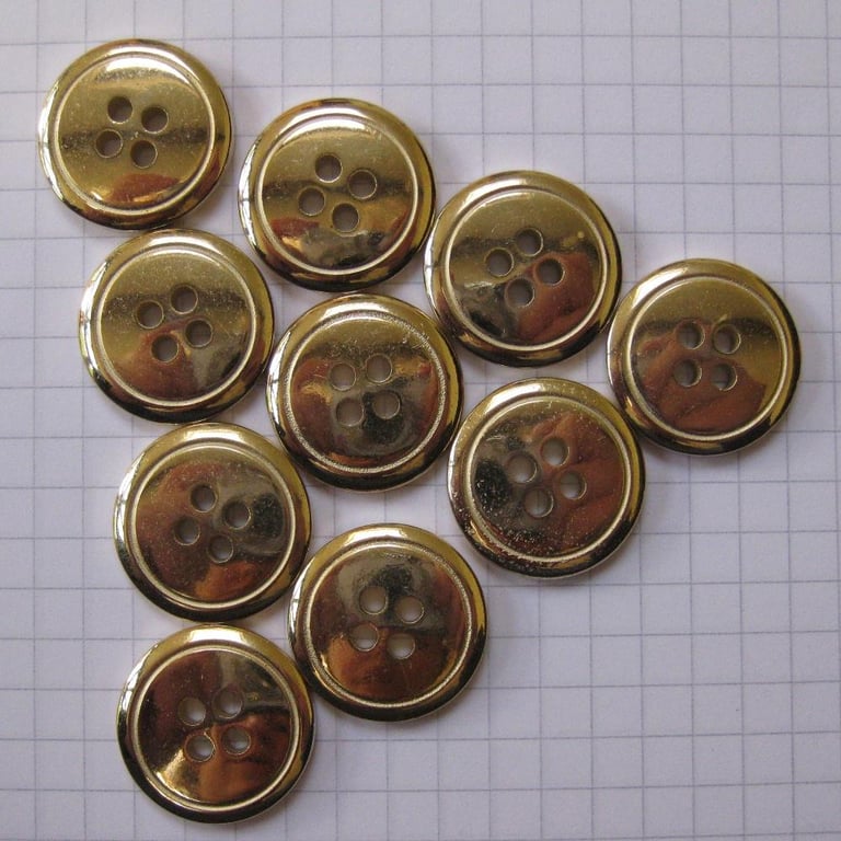 10 Medium Flat Brassy Buttons with Rim