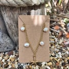 Gold Stainless Steel Chain Necklace With Starfish Pendant and Freshwater Pearl 