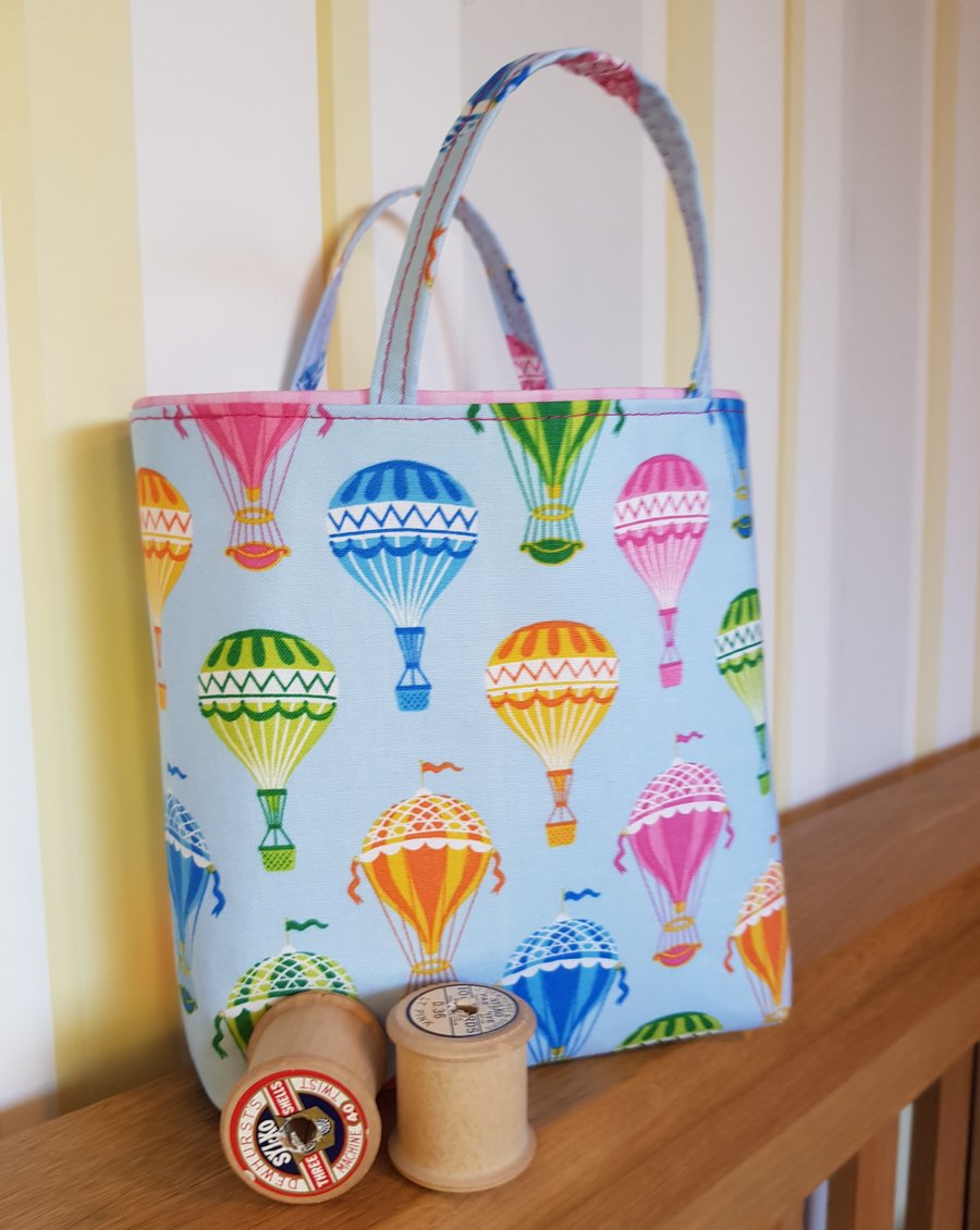 Reusable fabric gift bag; hot air balloons 